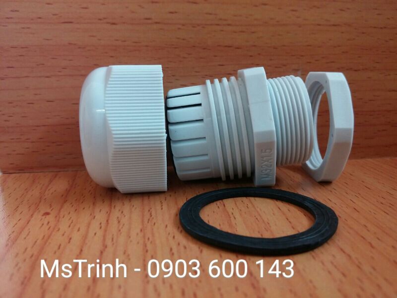 Ốc siết cáp nhựa chống thấm
